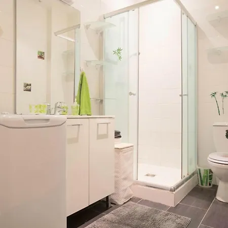 Apartment Location F3 *